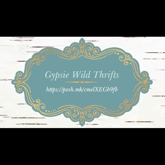 Meet your Posher, Aleah - Picture 1 of 1